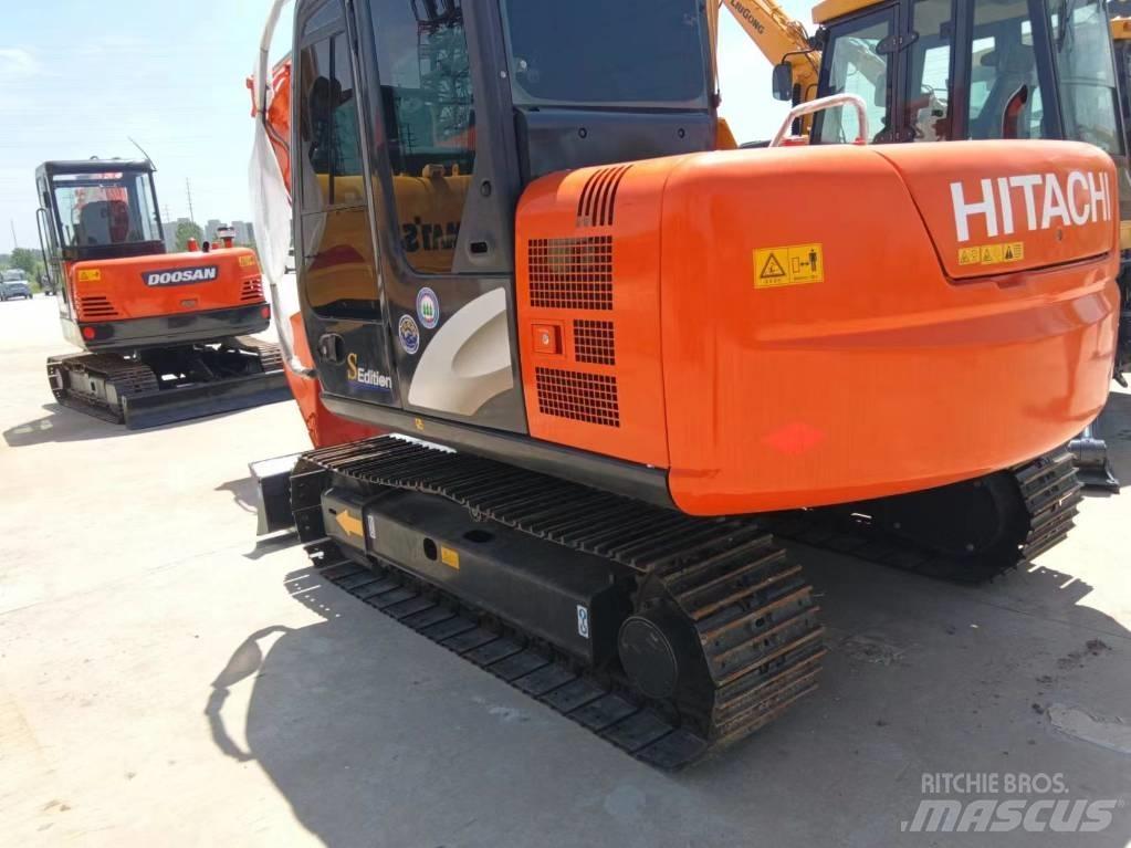 Hitachi ZX 70 Rupsgraafmachines