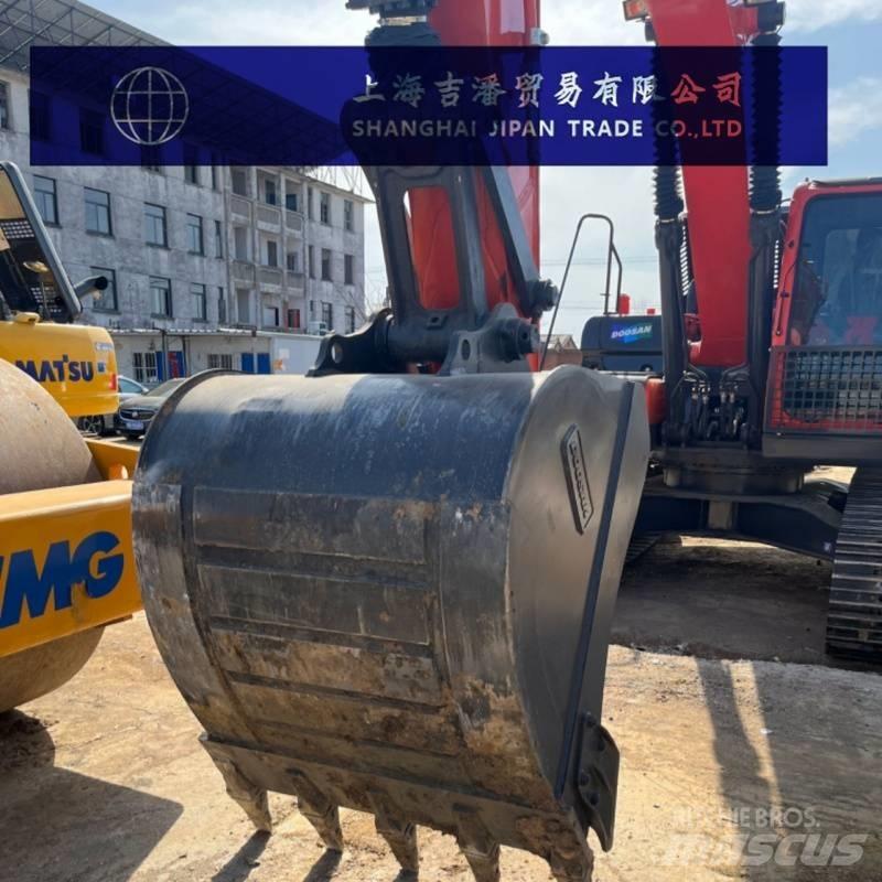 Doosan DX 225 Rupsgraafmachines