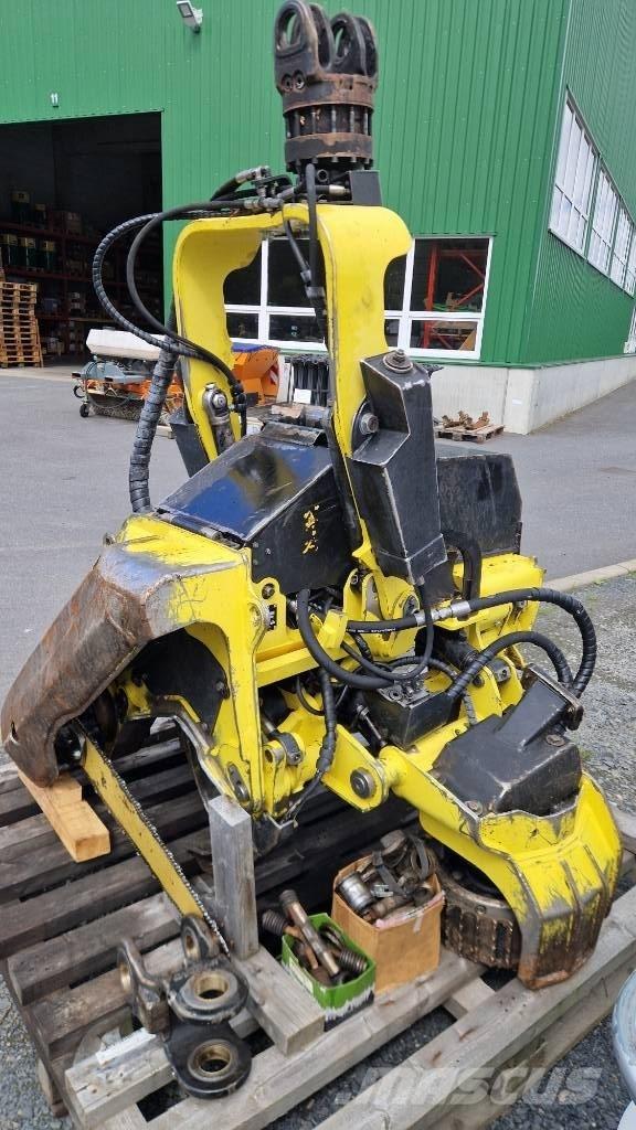 John Deere H415 Boomvelkoppen