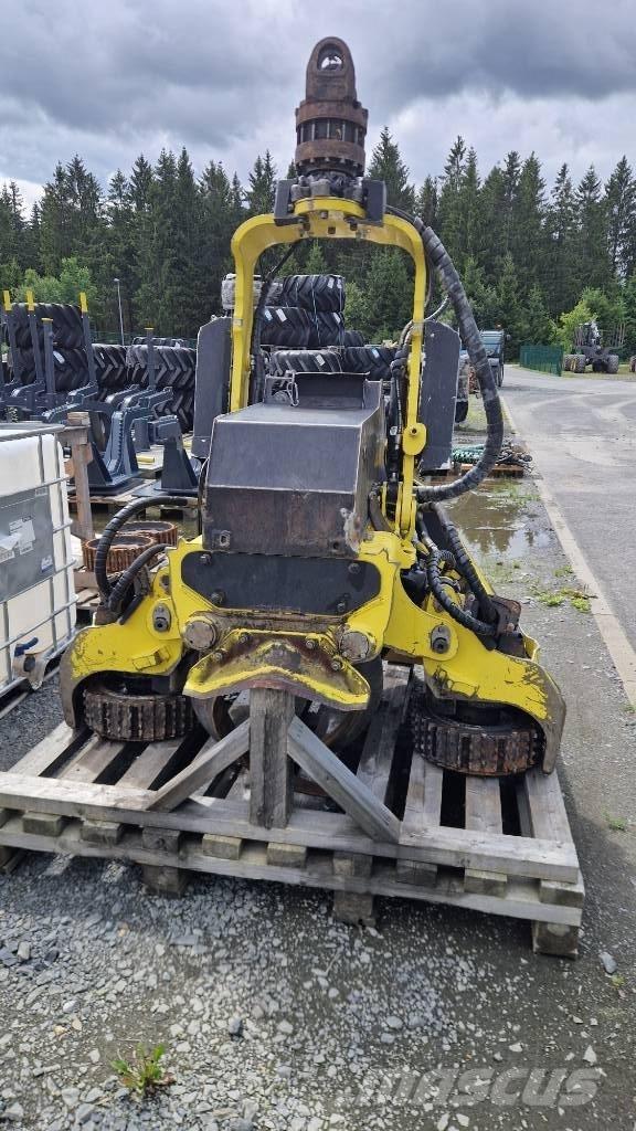 John Deere H415 Boomvelkoppen
