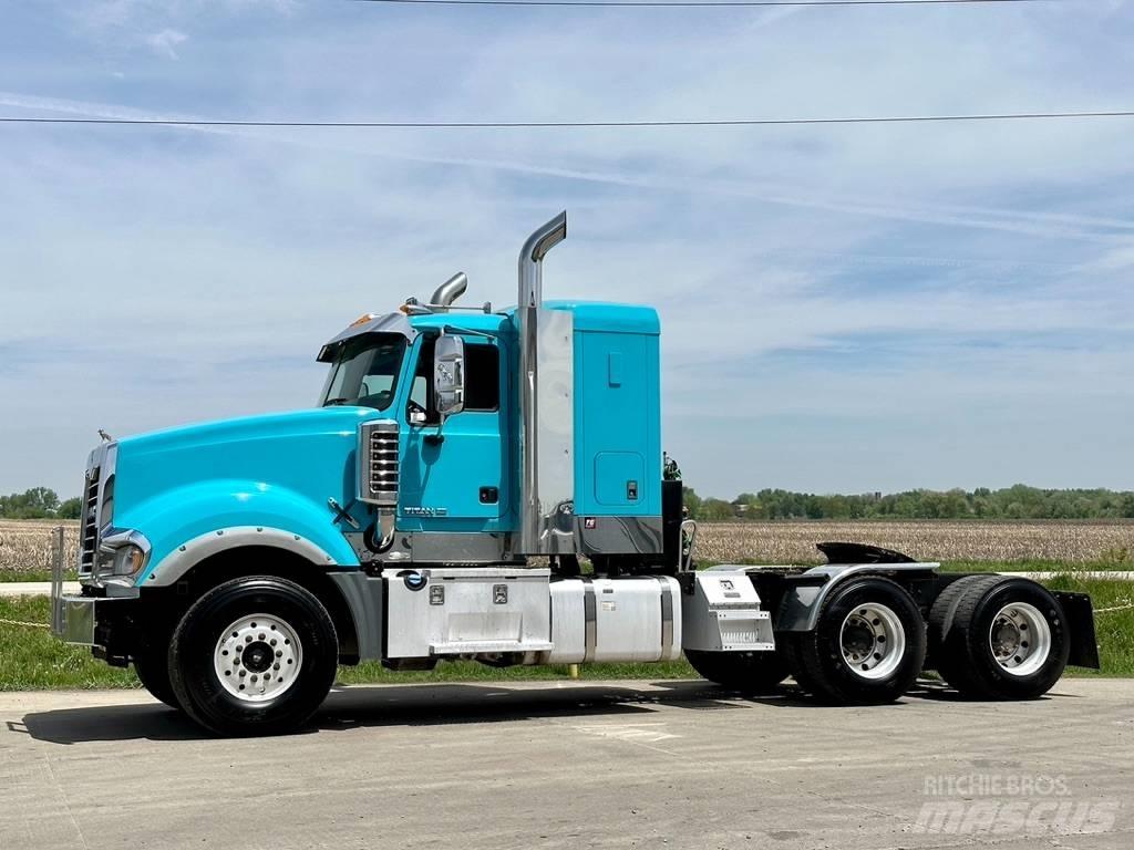 Mack Titan TD 713 Anders