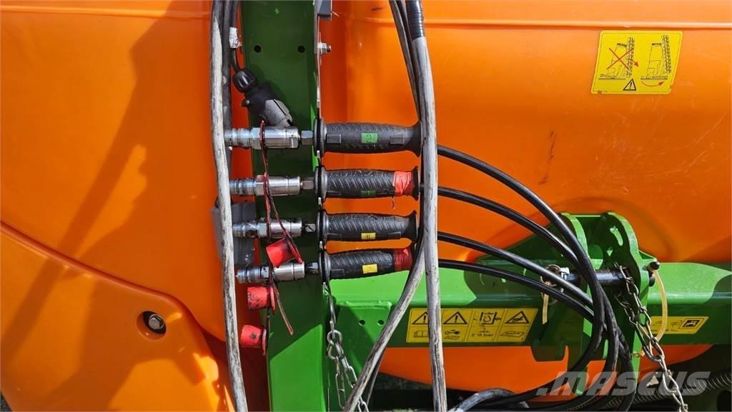 Amazone UF 901 Getrokken spuitmachines