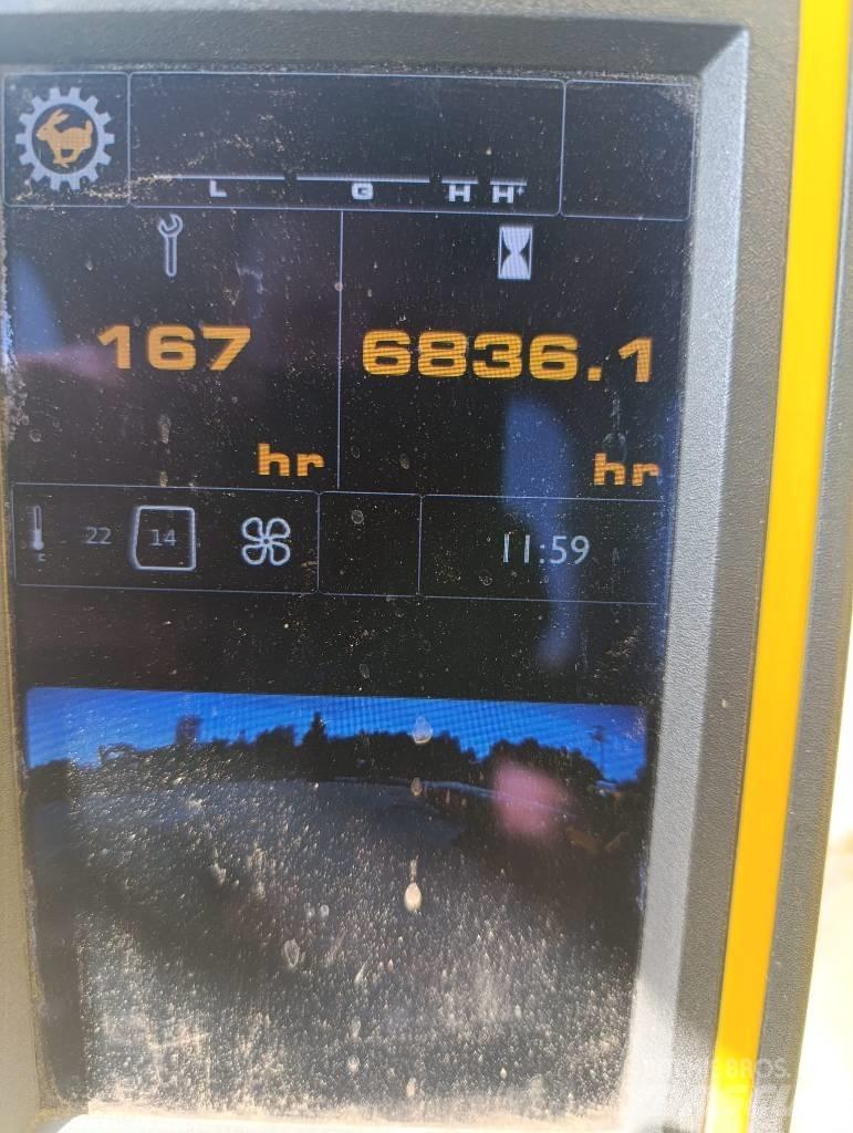 JCB JS 220 LC Rupsgraafmachines