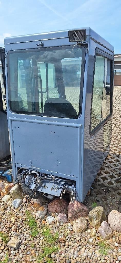 CASE 988 CK Cabine en interieur