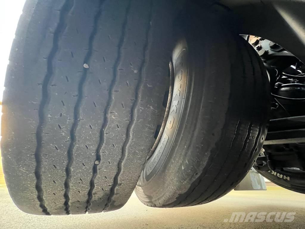 Scania R 500 A6X2NB Trekkers