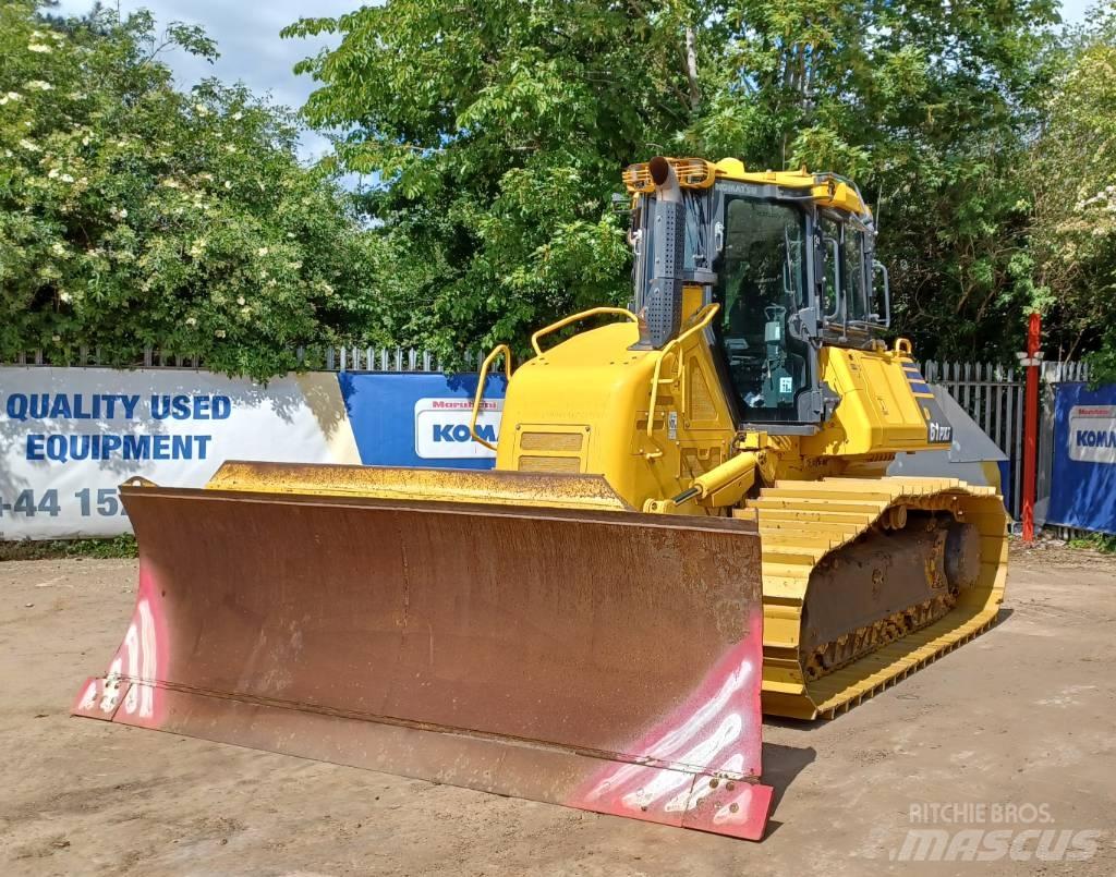 Komatsu D61PXi-24E0 Rupsdozers