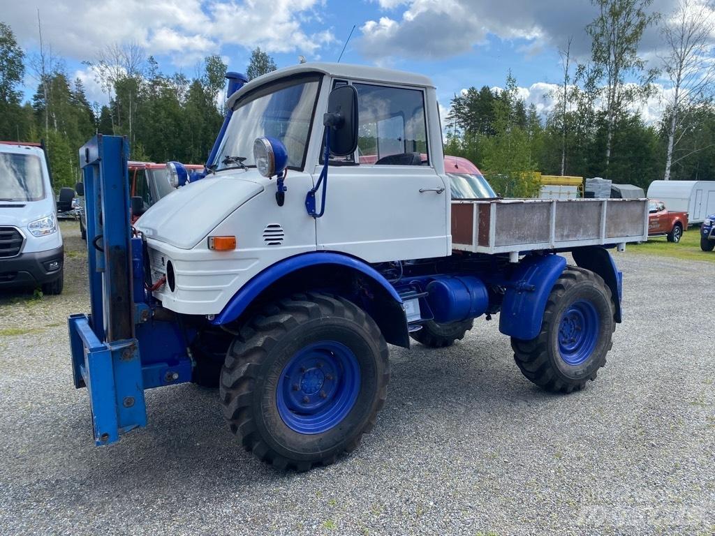 Mercedes-Benz Unimog Anders