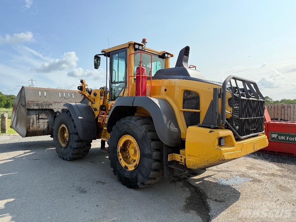 Volvo L 120 H Wielladers