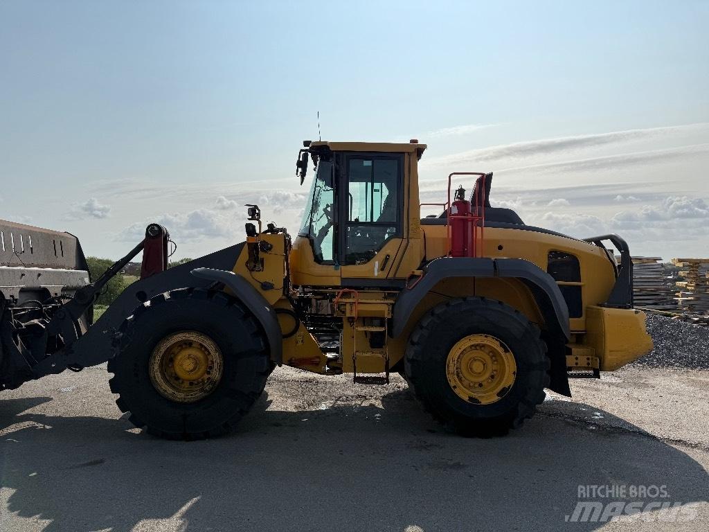 Volvo L 120 H Wielladers