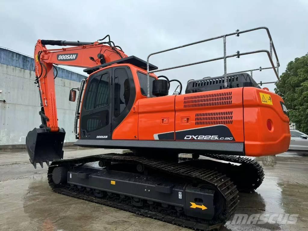 Doosan DX 225 LC-9C Rupsgraafmachines