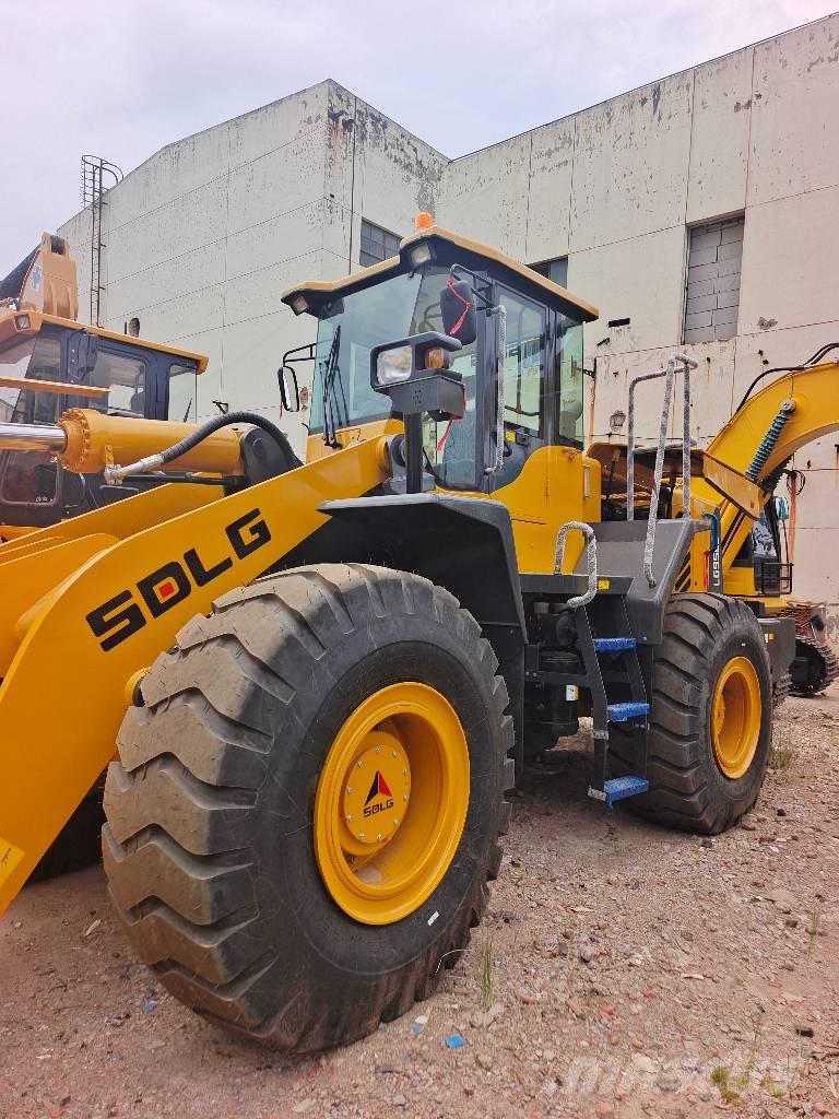 SDLG LG 956 L Rupsgraafmachines