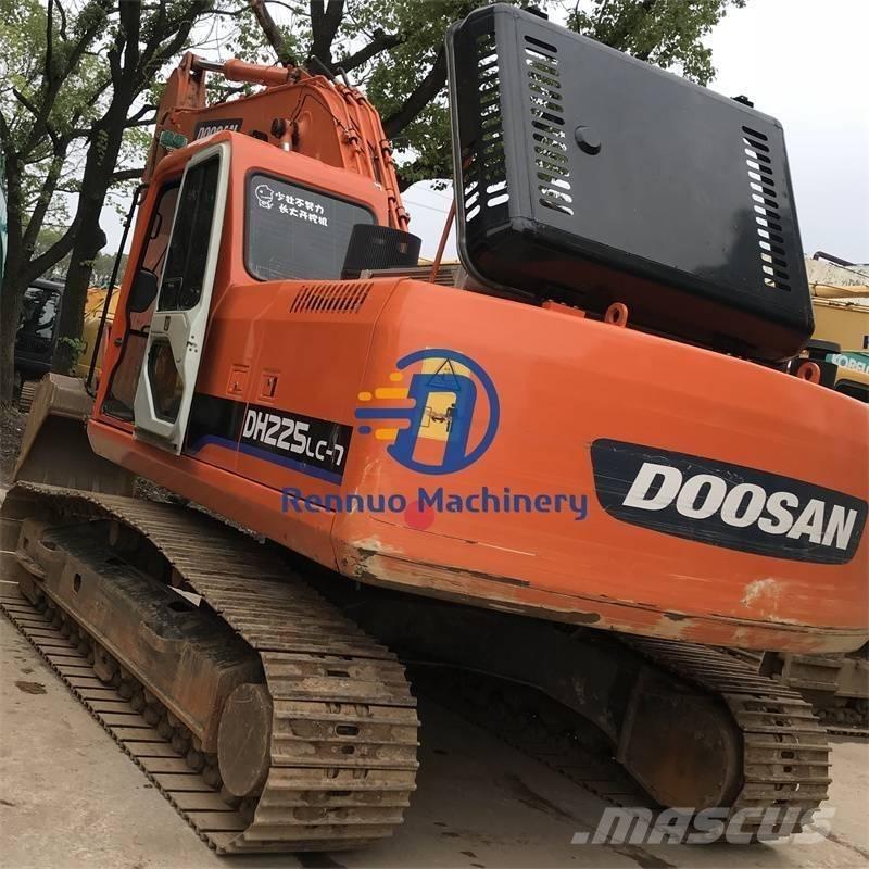Doosan DH225LC-7 Rupsgraafmachines