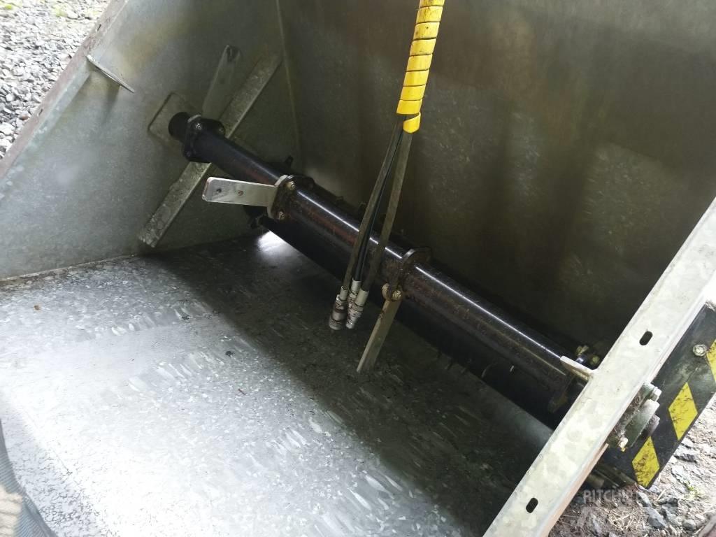  Beltscoop 1000 Voermachines