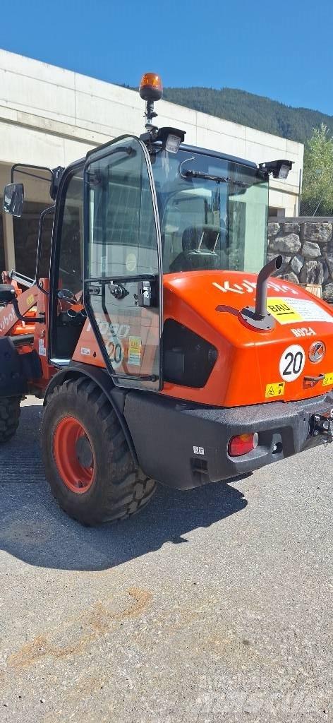 Kubota R 090 Wielladers