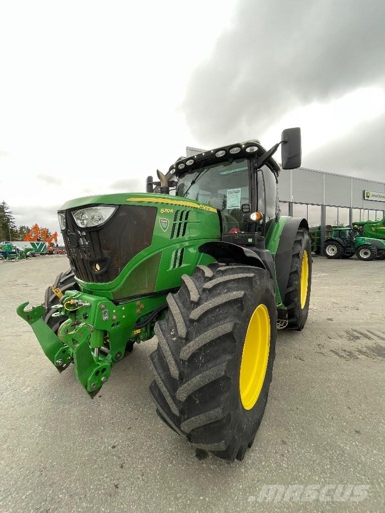 John Deere 6210 R Tractoren
