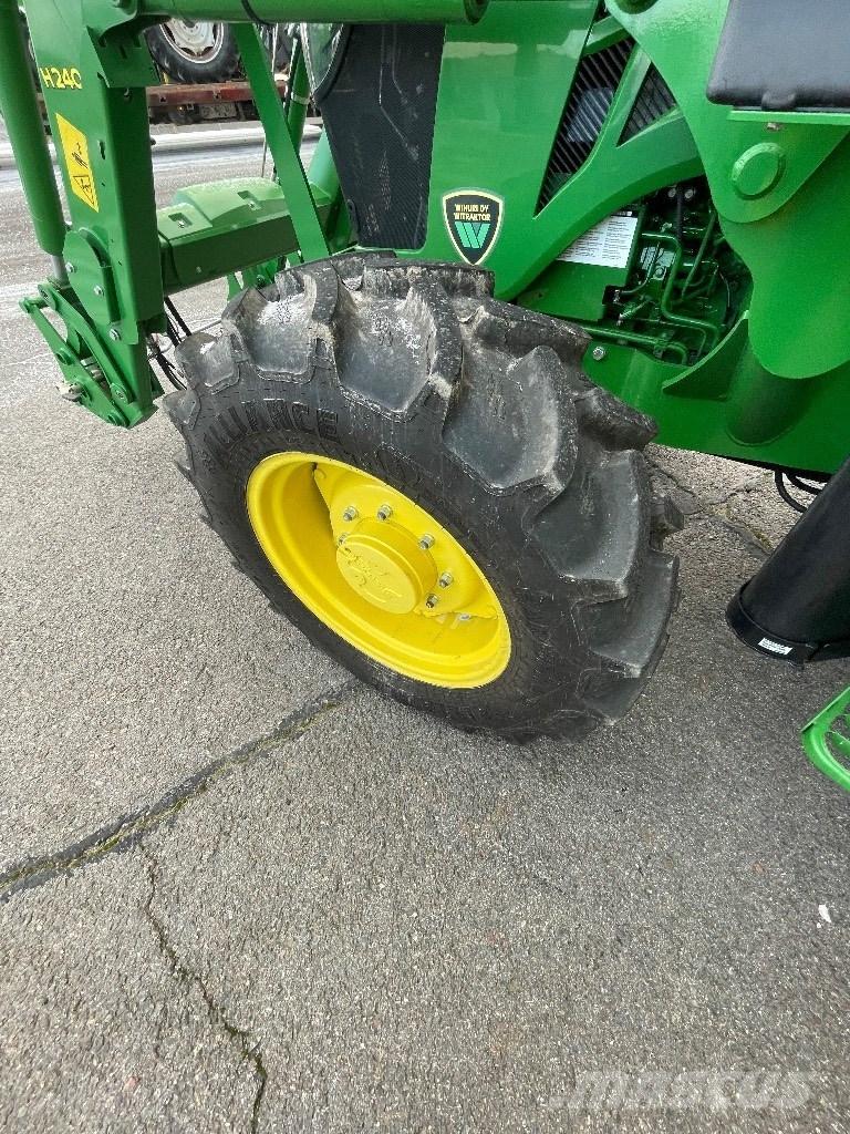 John Deere 5075 E Tractoren