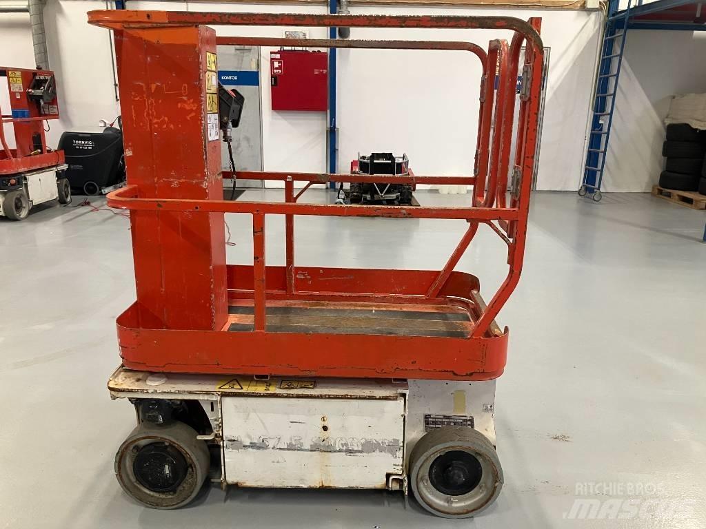 JLG 1230 ES Personenliften en invalideliften