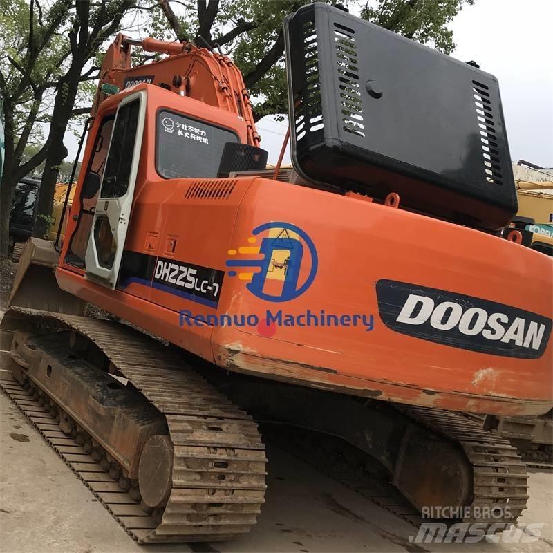 Doosan DH225LC-7 Rupsgraafmachines