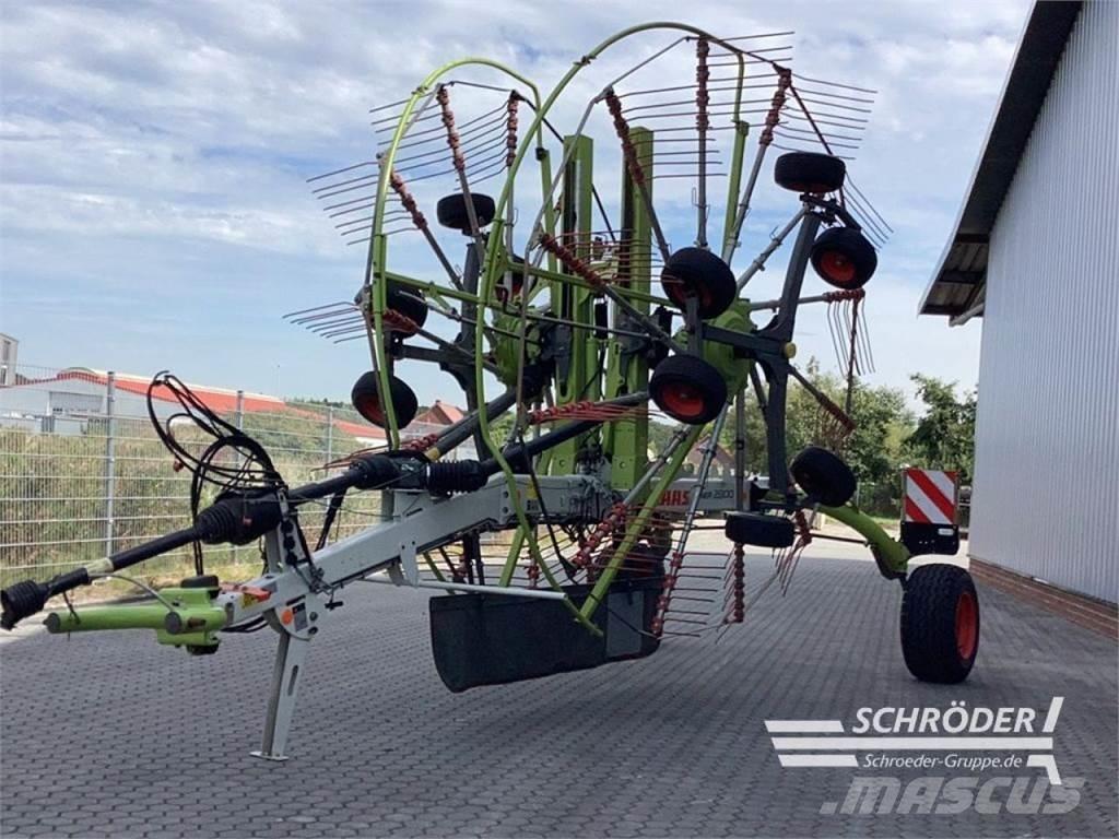 CLAAS LINER 2800 Zwadharken