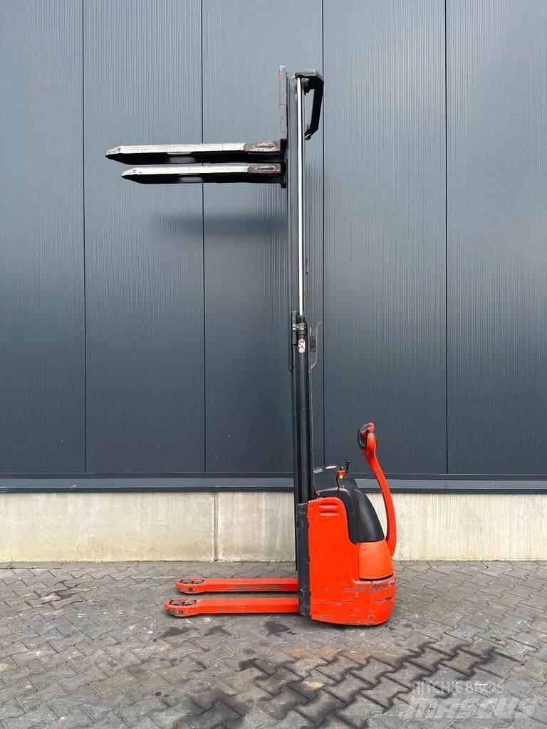 Linde L12 Stapelaar meeloop