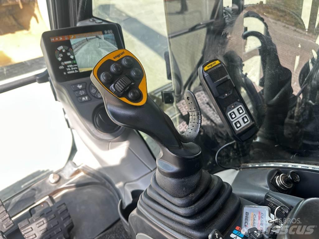CASE CX 250 D Rupsgraafmachines