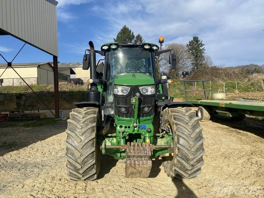 John Deere 6155 M Tractoren
