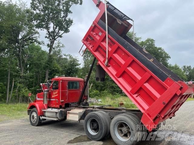 Western Star 4964 Trekkers