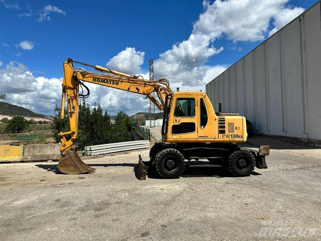 Komatsu PW130 ES-6K Wielgraafmachines