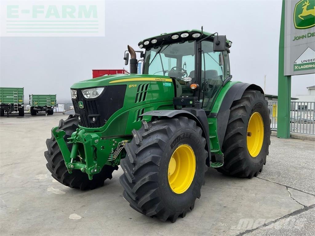 John Deere 6170R Tractoren