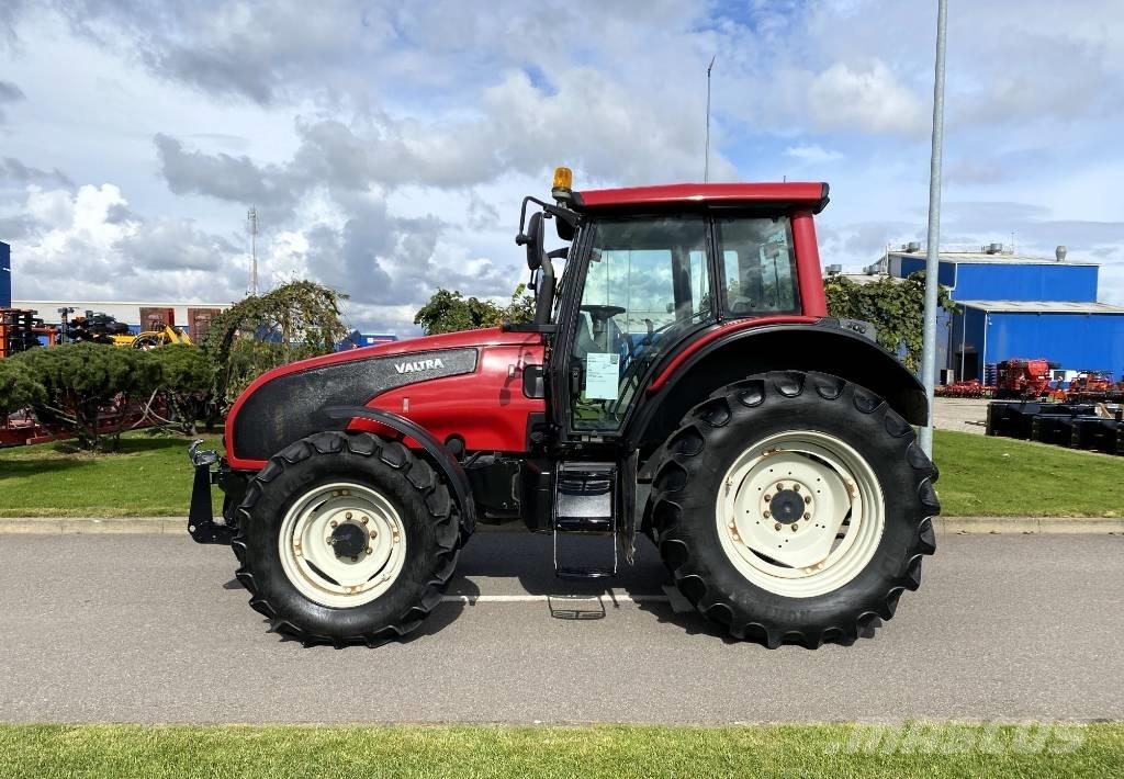 Valtra T 131 Tractoren
