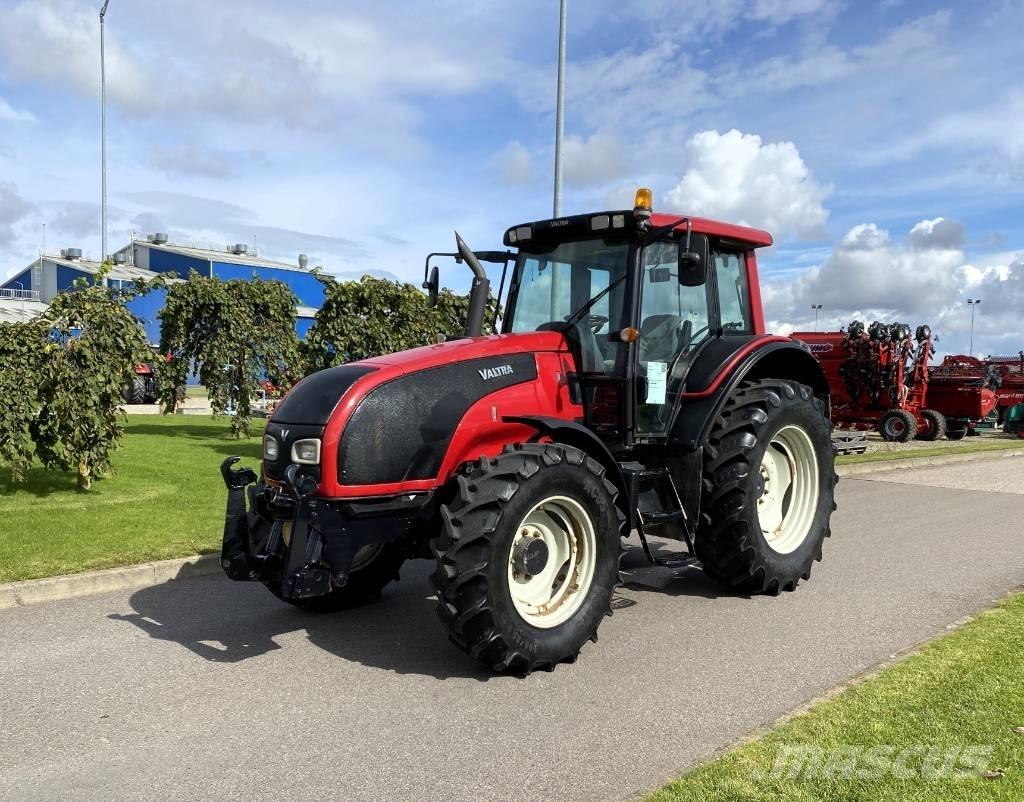 Valtra T 131 Tractoren