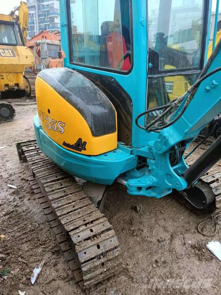 Kubota U30 Minigraafmachines < 7t