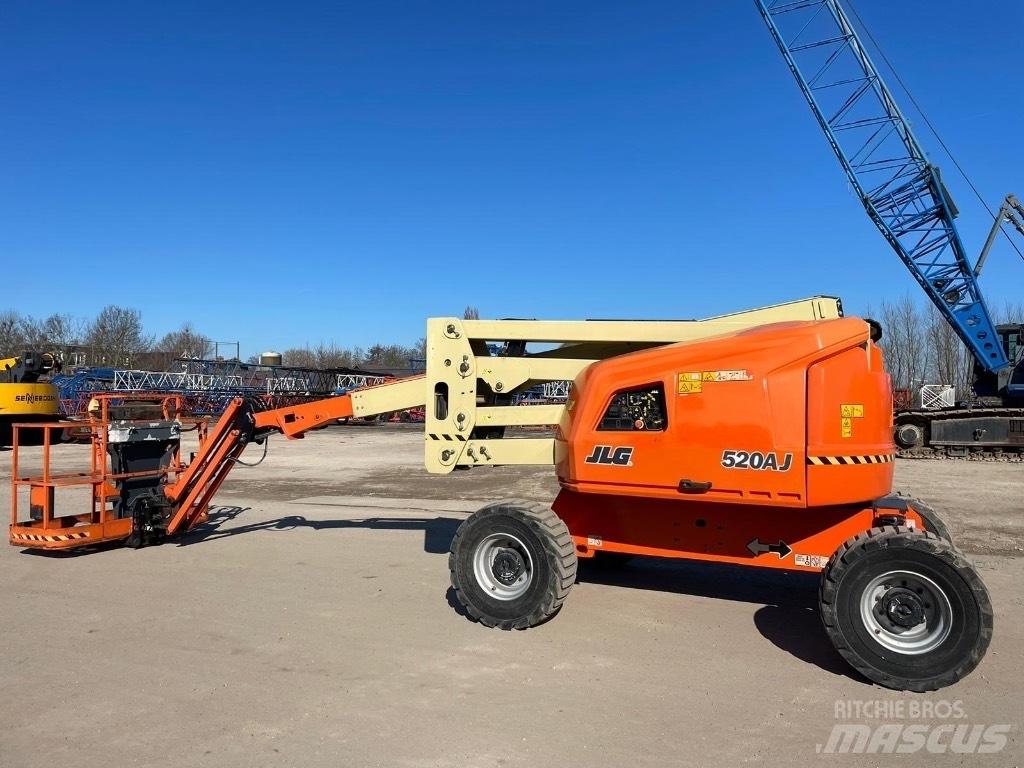 JLG 520 AJ Knikarmhoogwerkers