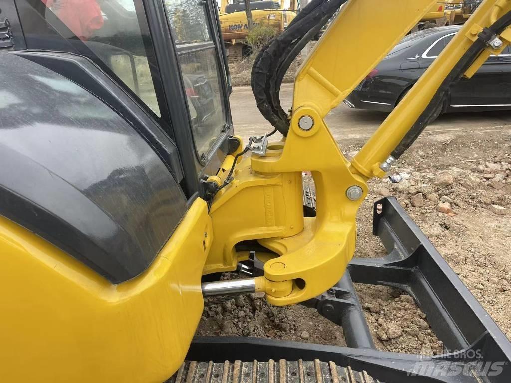 Komatsu PC 40MR Minigraafmachines < 7t