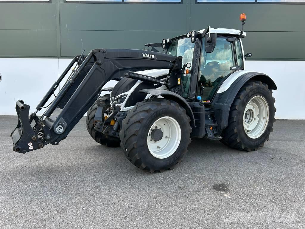 Valtra N 174 Tractoren