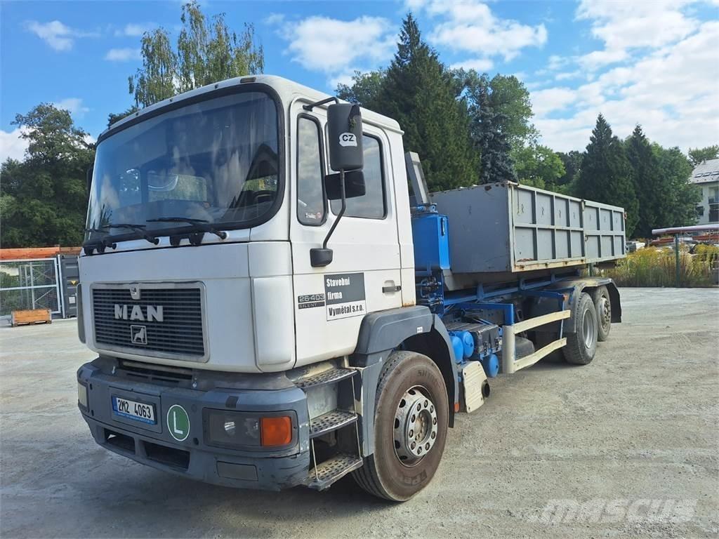 MAN 26.403 6X2 Chassis met cabine