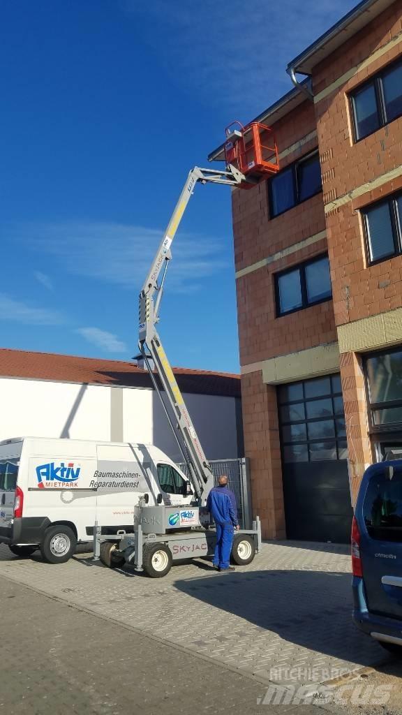 SkyJack SJKB 12 Knikarmhoogwerkers
