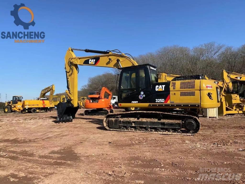 CAT 325 D Rupsgraafmachines