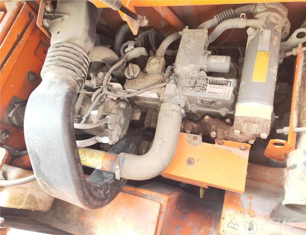 Hitachi ZX75US-3 Midigraafmachines 7t - 12t