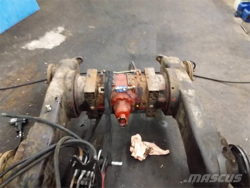 Valmet 820 Transmissie