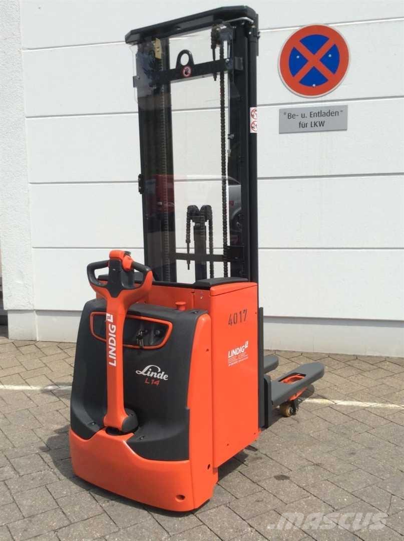 Linde L14I Zelfrijdende stapelaars