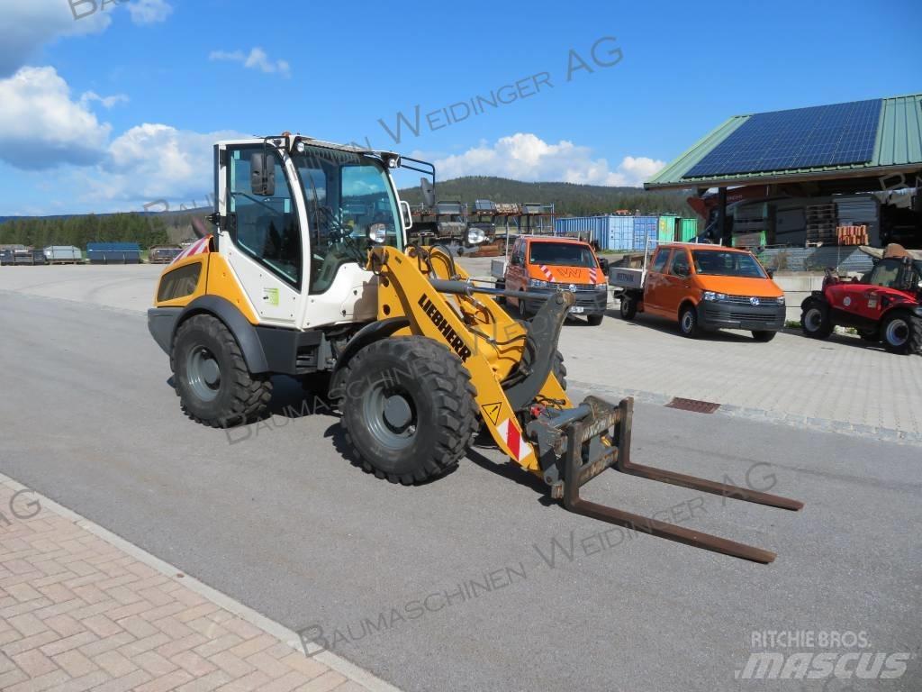 Liebherr L506C Wielladers