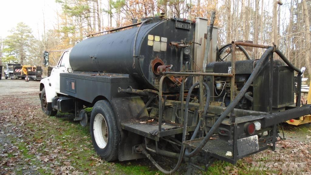 Ford F 800 Anders