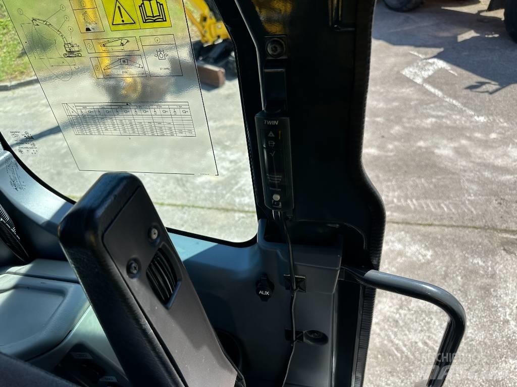 Komatsu PC210LCi-11 Rupsgraafmachines