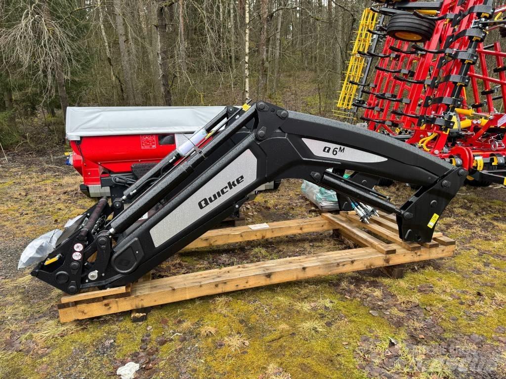 Quicke Q6m Voorladers en gravers