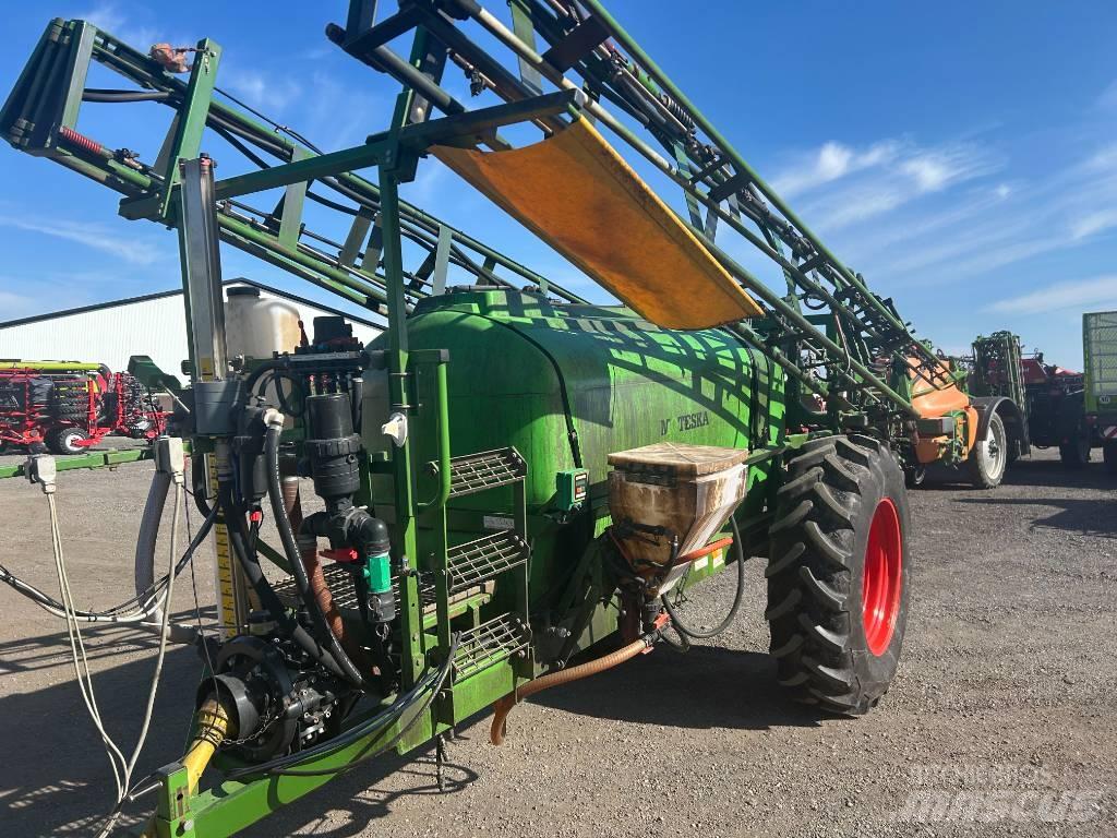 Moteska M2500 Getrokken spuitmachines