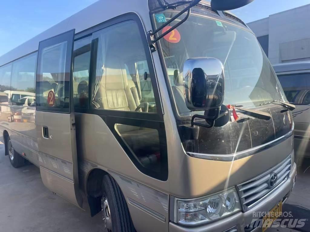 Toyota Coaster Intercitybussen