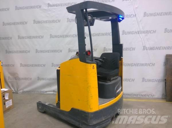 Jungheinrich ETV 214 Reachtruck voor hoog niveau