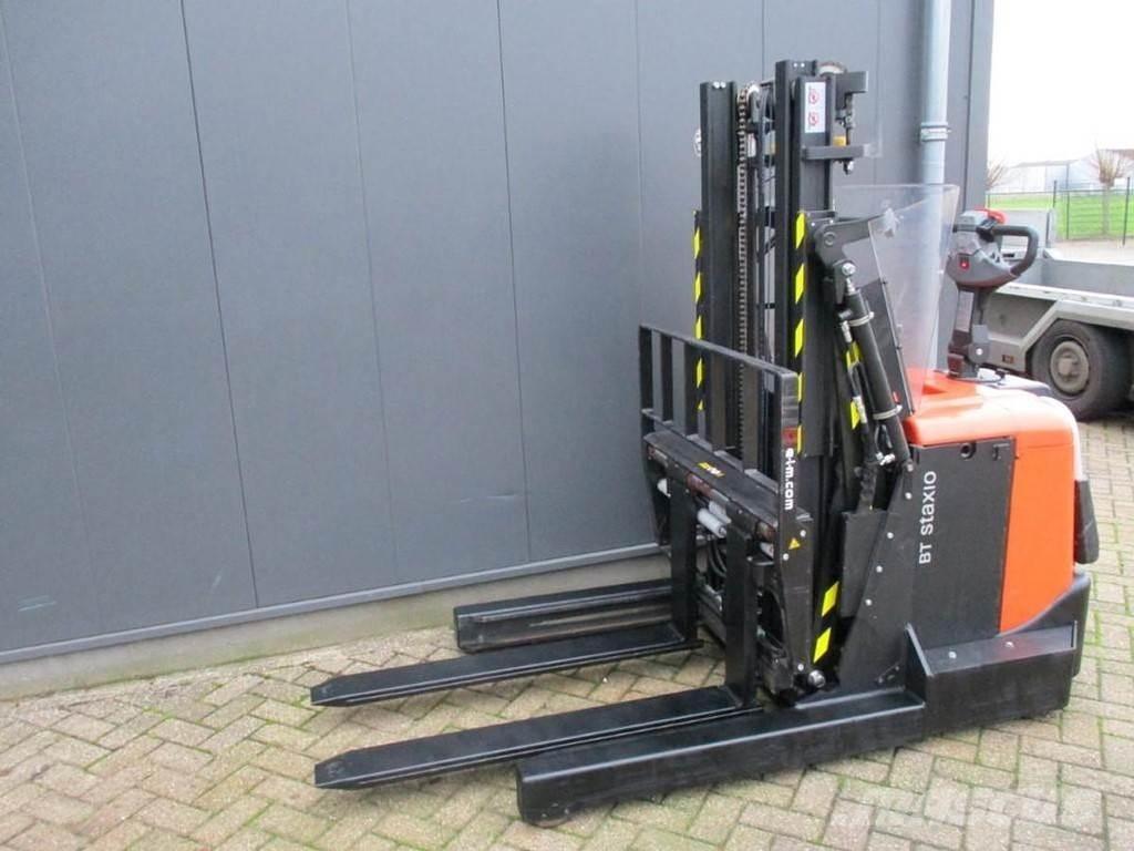 BT SPE120 XR Meerij pallettruck met platform