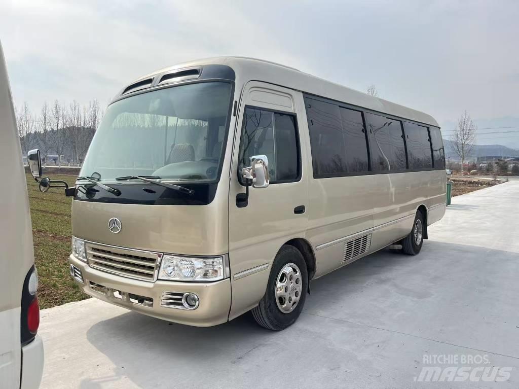 Toyota Coaster Intercitybussen